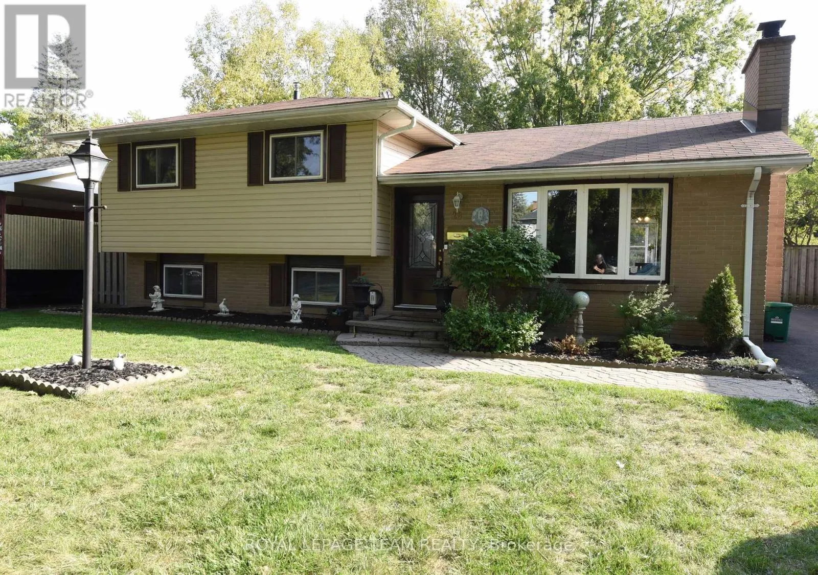 28 PEDEN BOULEVARD