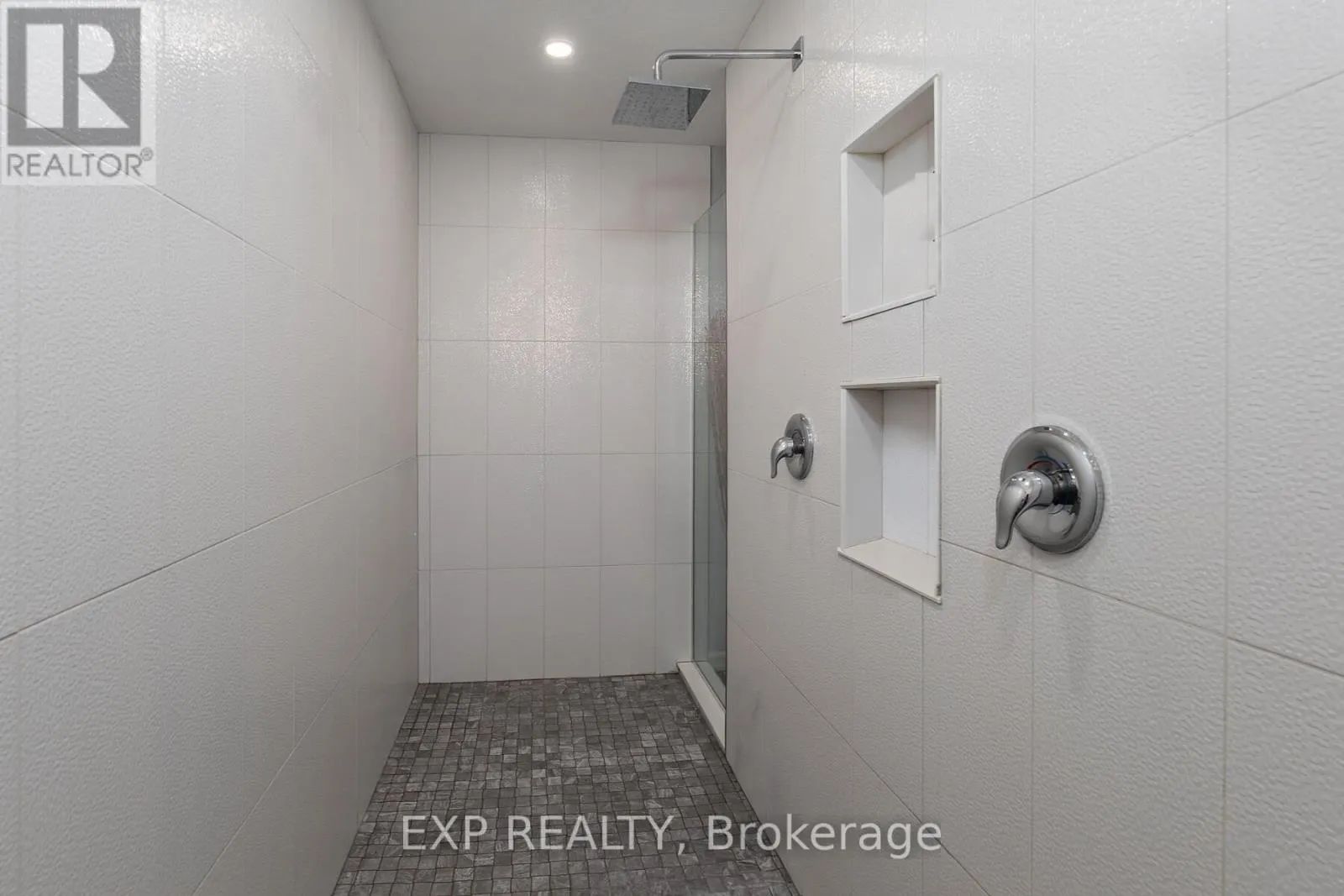 29 - 4700 HAMILTON ROAD, #29