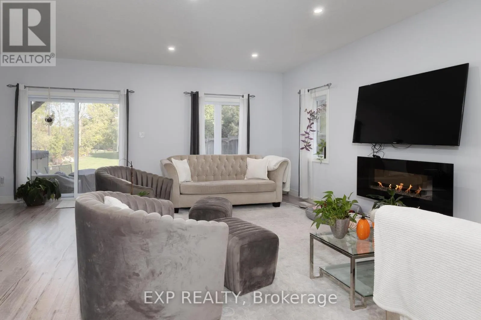 29 - 4700 HAMILTON ROAD, #29
