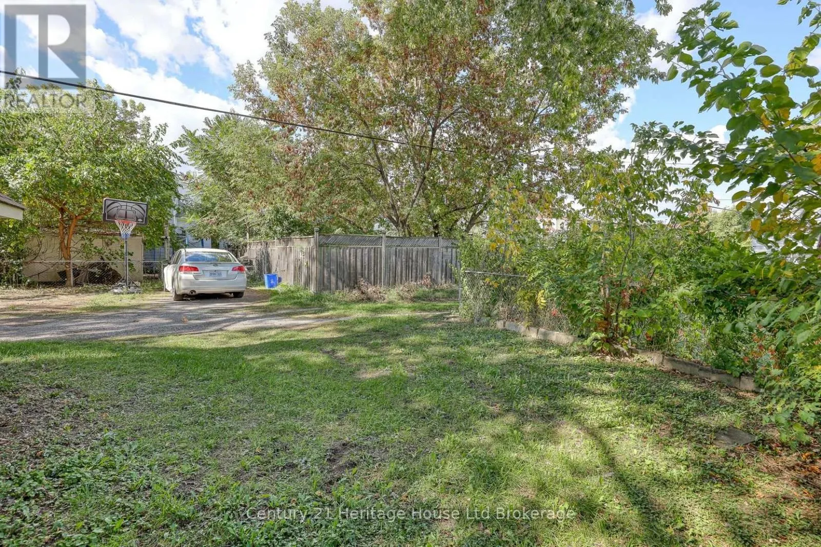 149 STRATHEARNE AVENUE