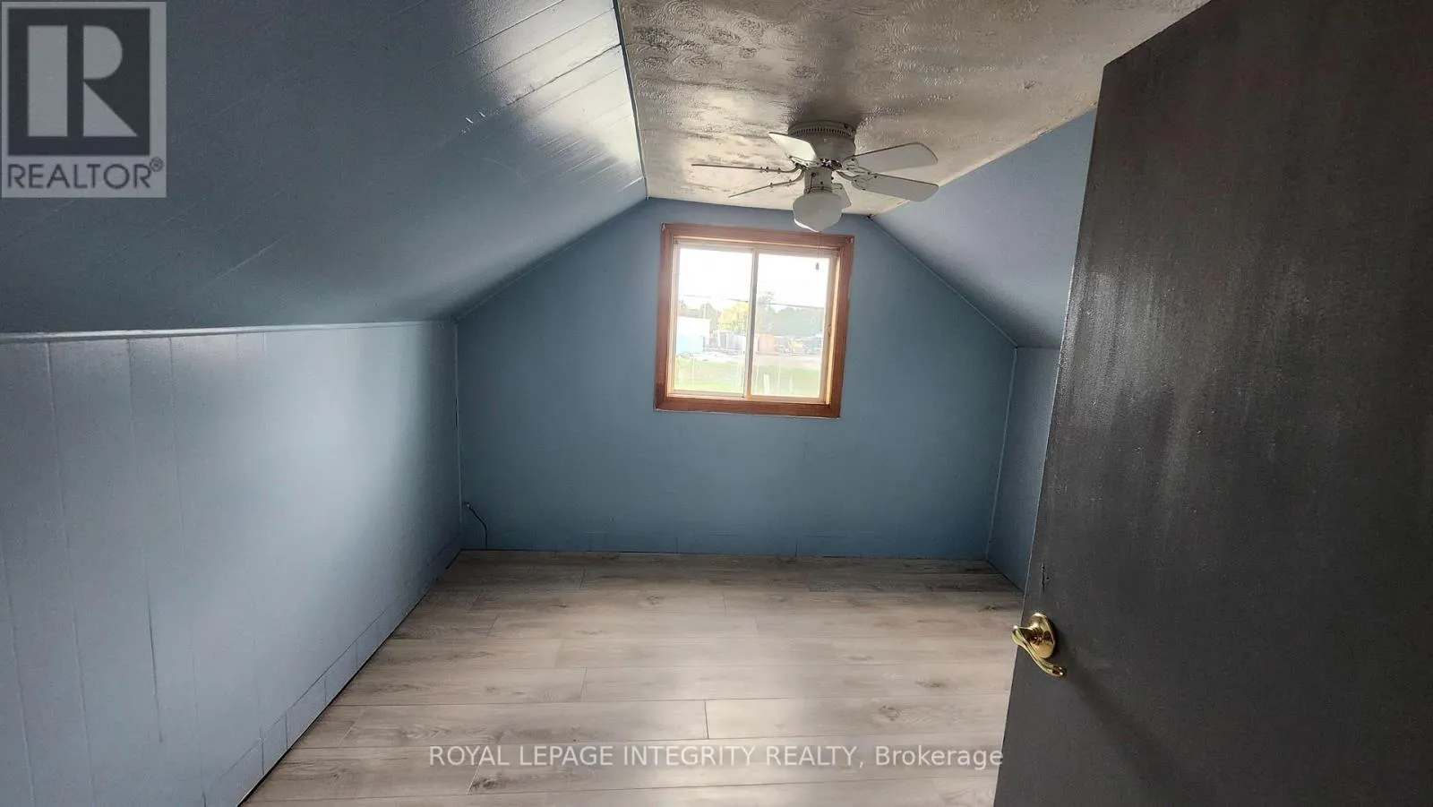 360 NINTH STREET W