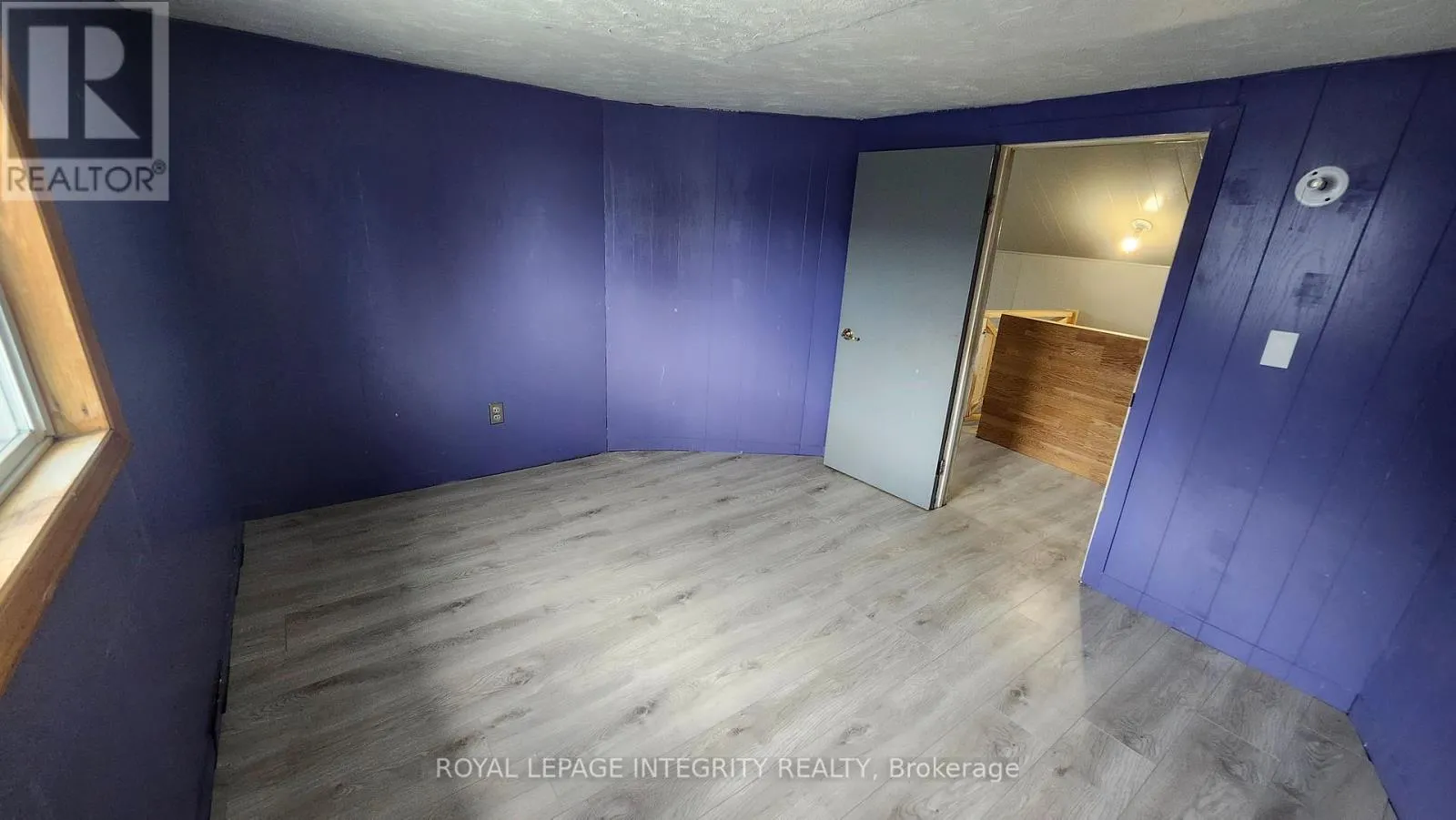 360 NINTH STREET W