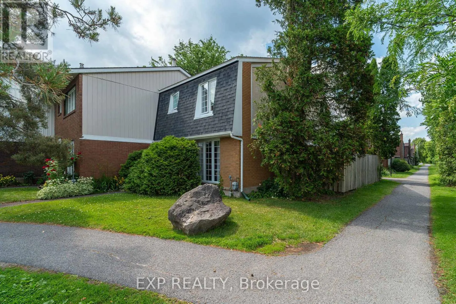 65 - 1029 MEADOWLANDS DRIVE
