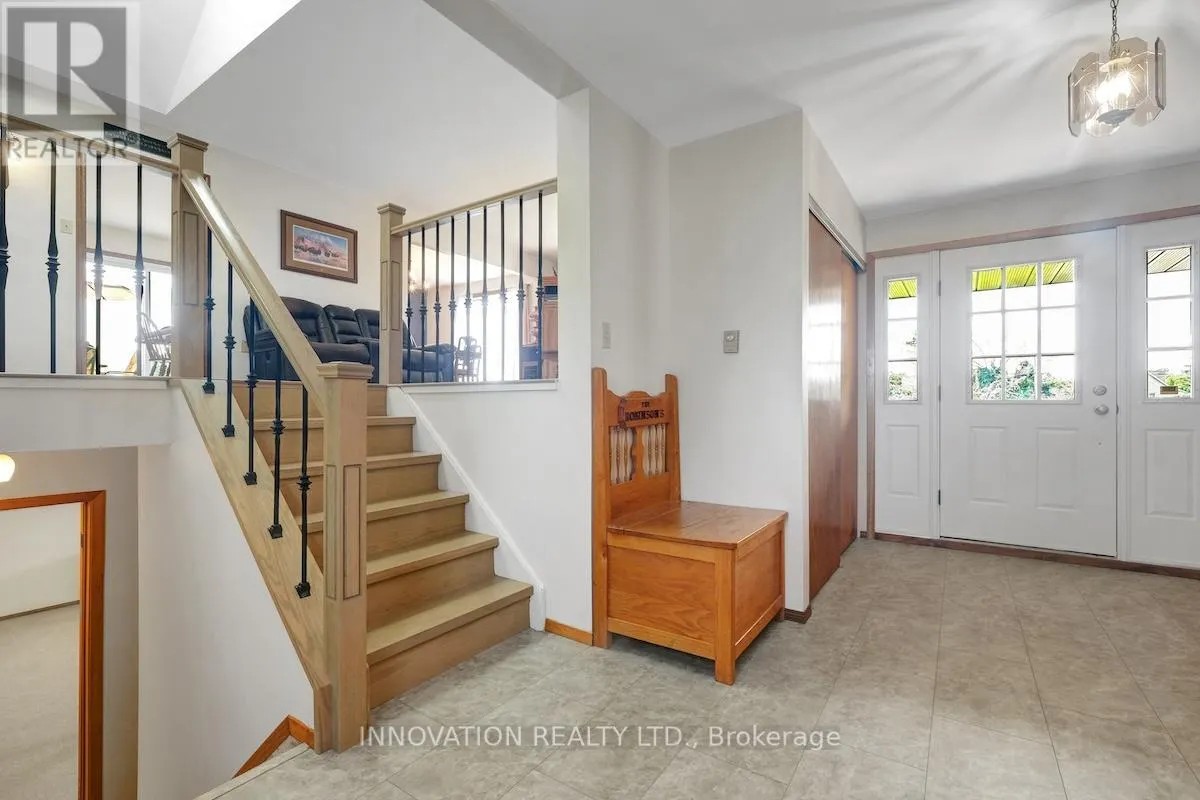 1565 LINDSAY ROAD
