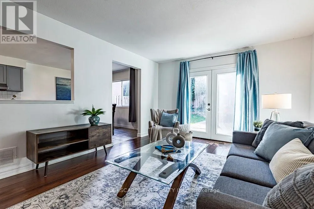 300 CRERAR DRIVE