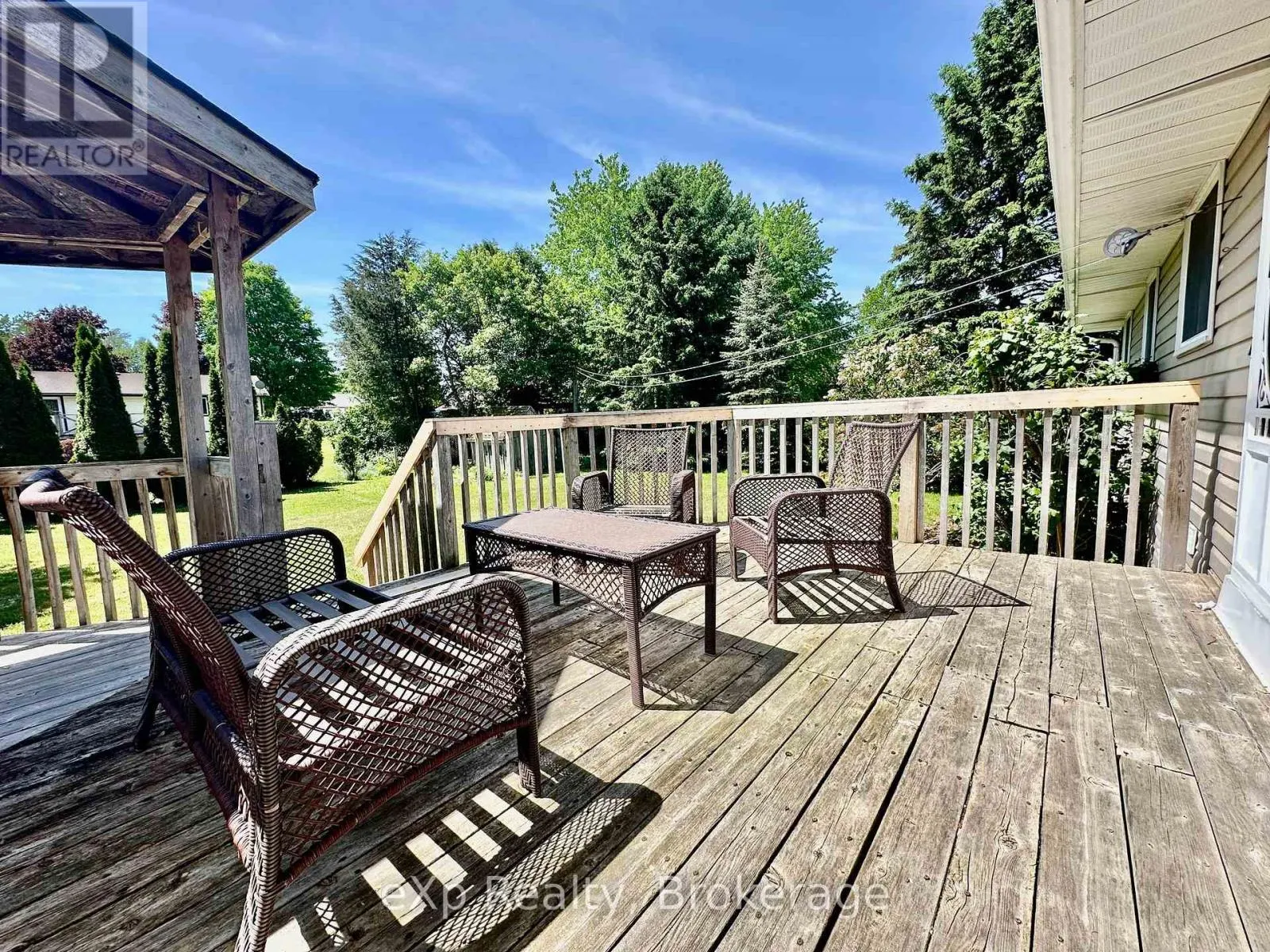 129 WESTFALL CRESCENT