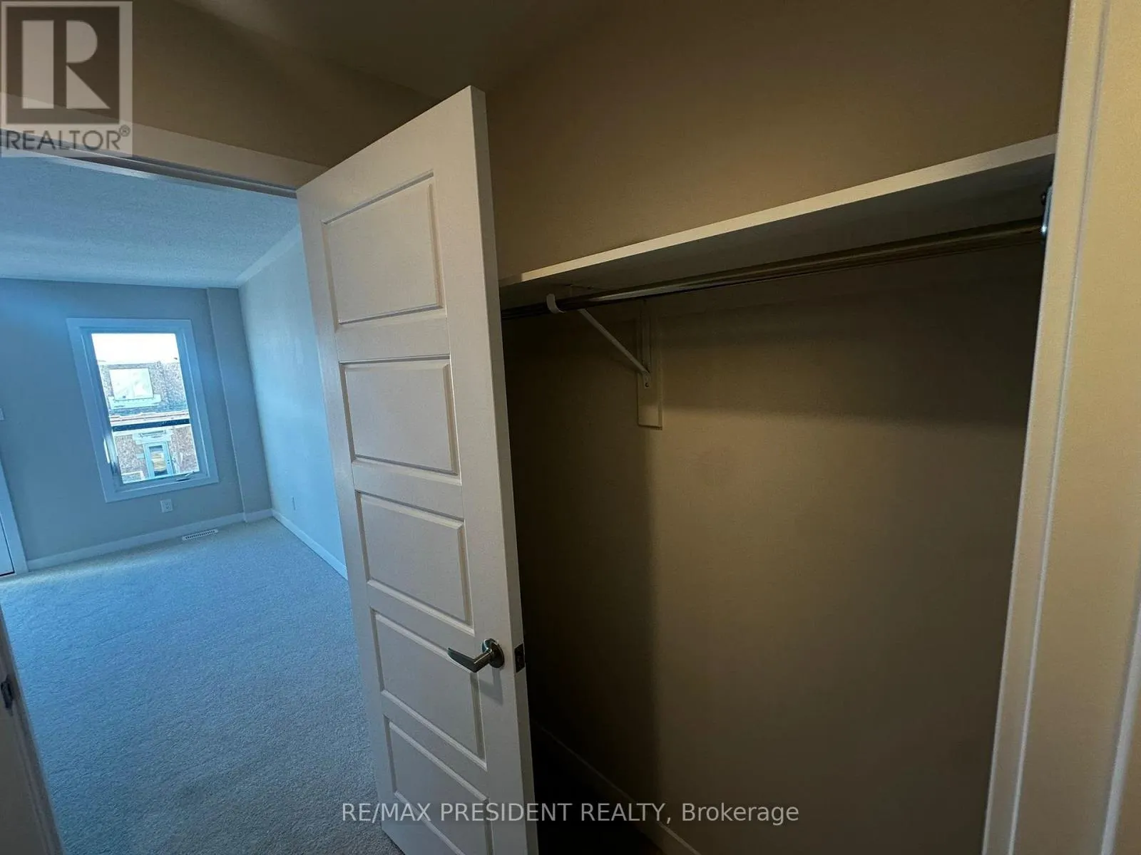 78 RYAN REYNOLDS WAY S