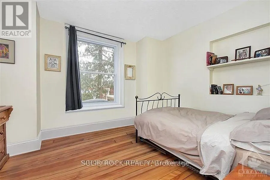 1 - 28 AYLMER AVENUE