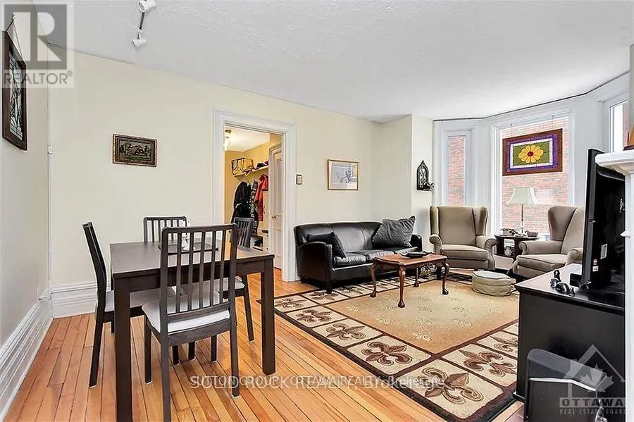 1 - 28 AYLMER AVENUE