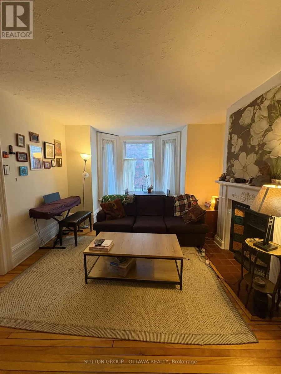 1 - 28 AYLMER AVENUE