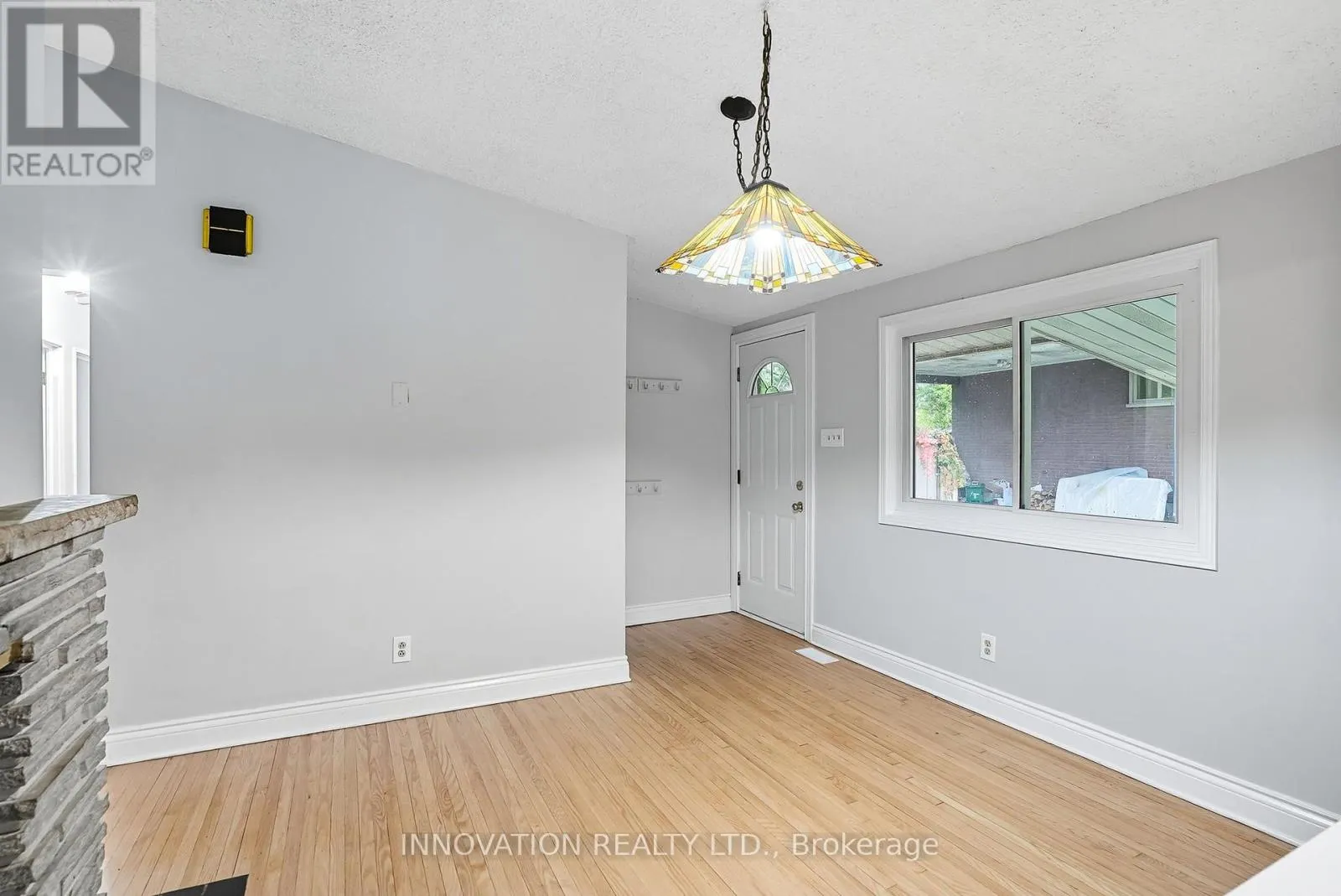 2302 HORTON STREET