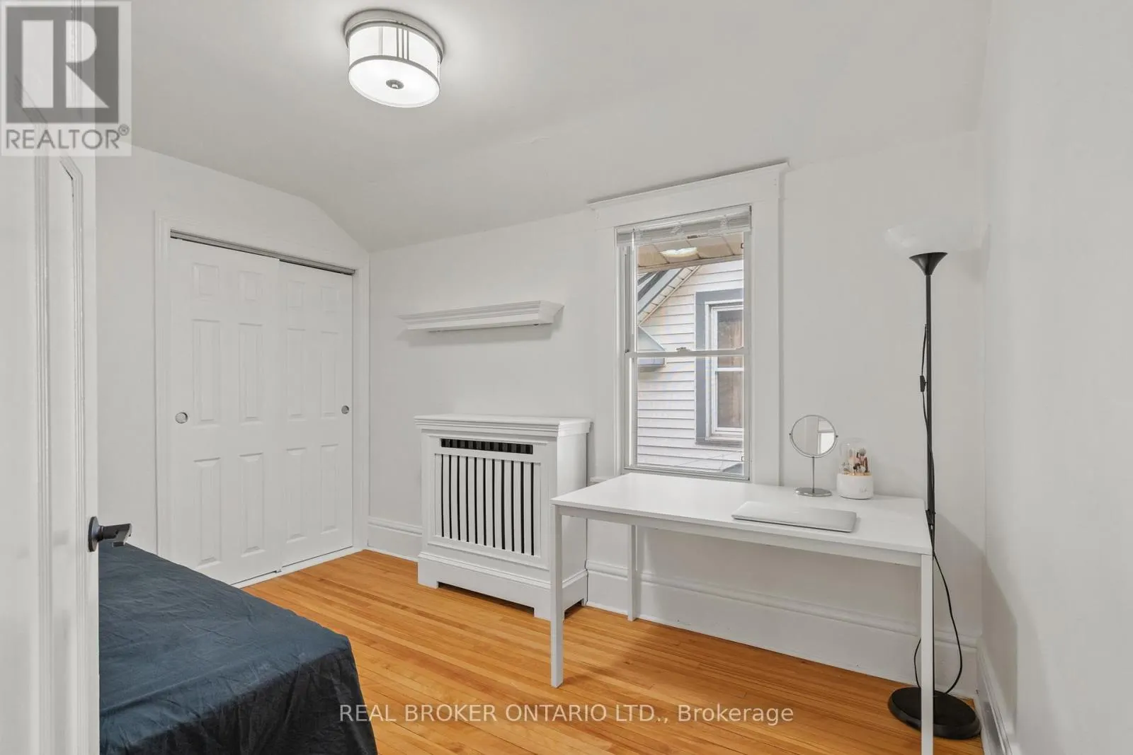 122 DOROTHY STREET