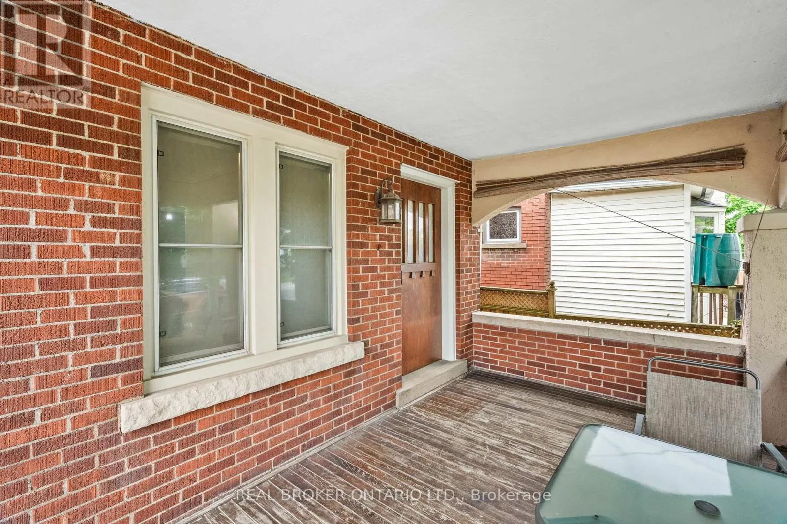 122 DOROTHY STREET