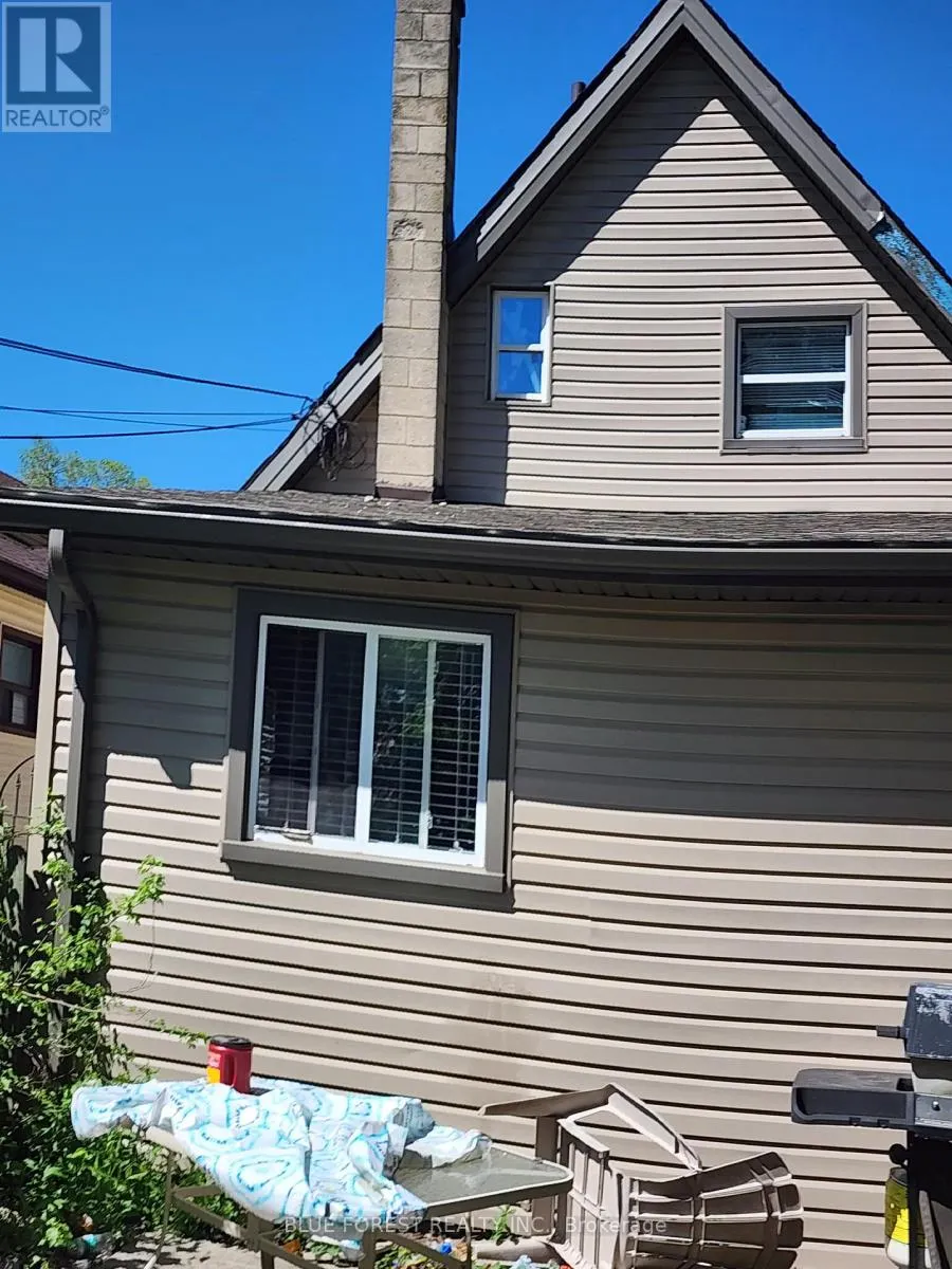 98 INKERMAN STREET