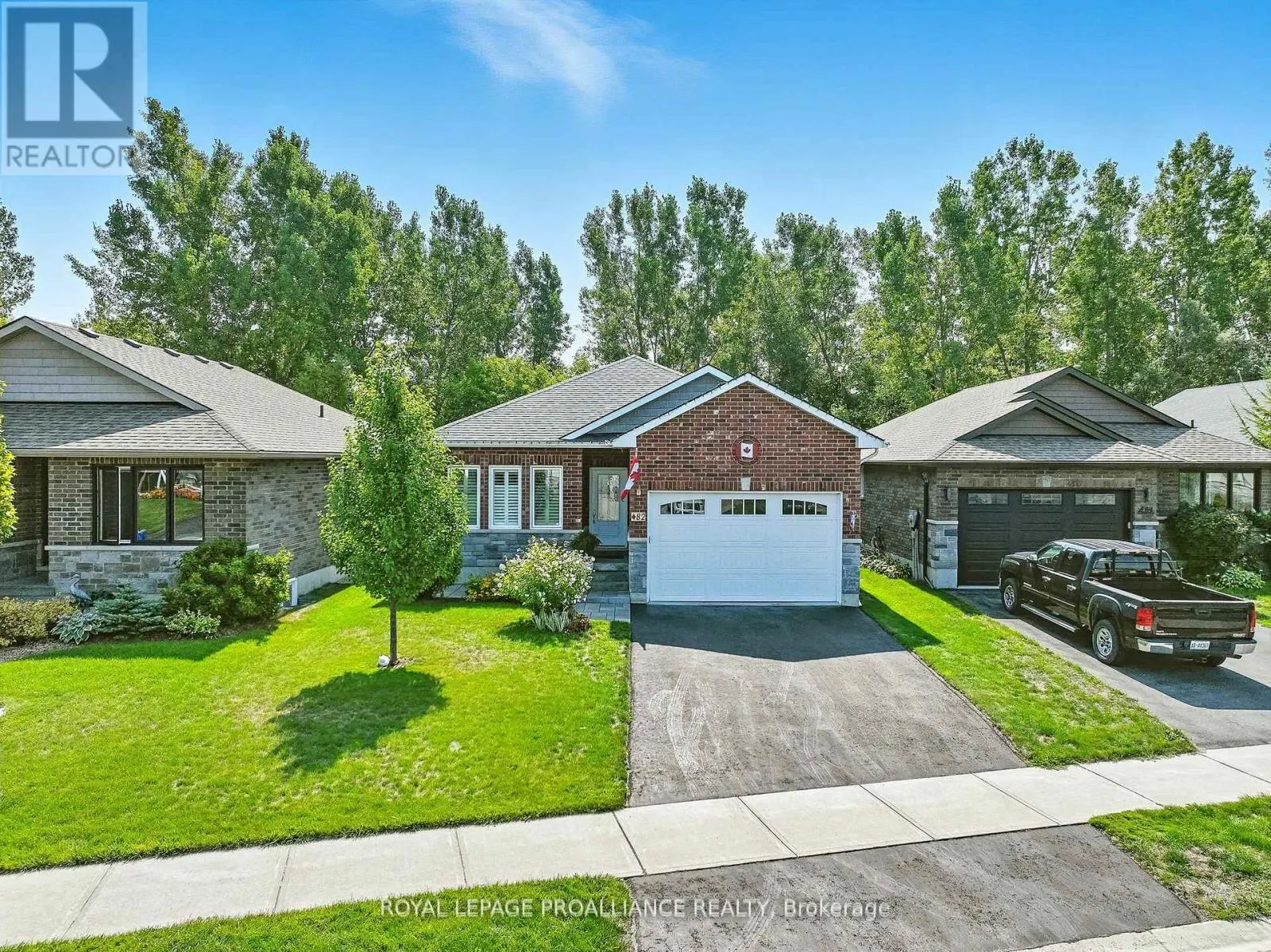 82 ROYAL GALA DRIVE