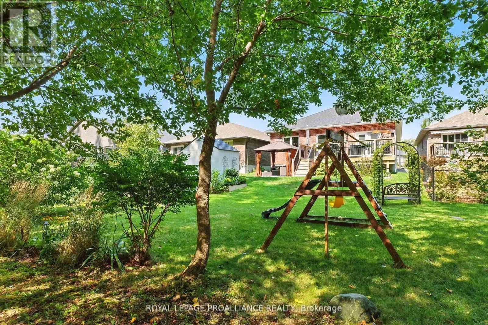82 ROYAL GALA DRIVE