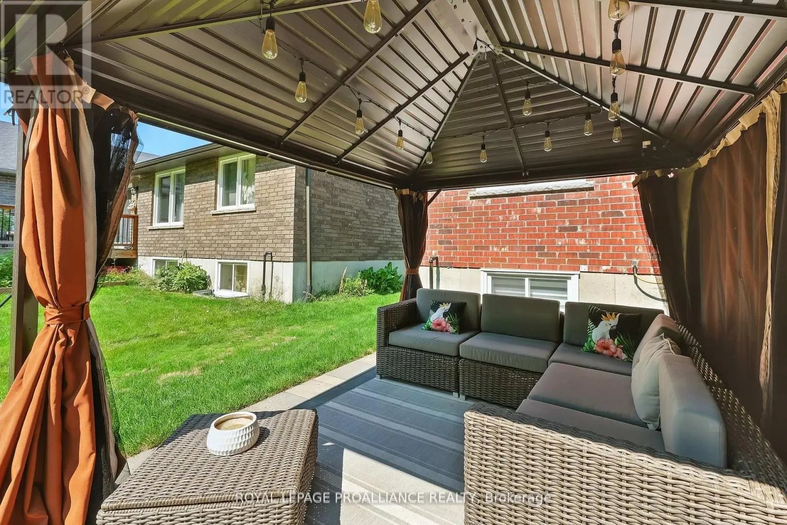 82 ROYAL GALA DRIVE