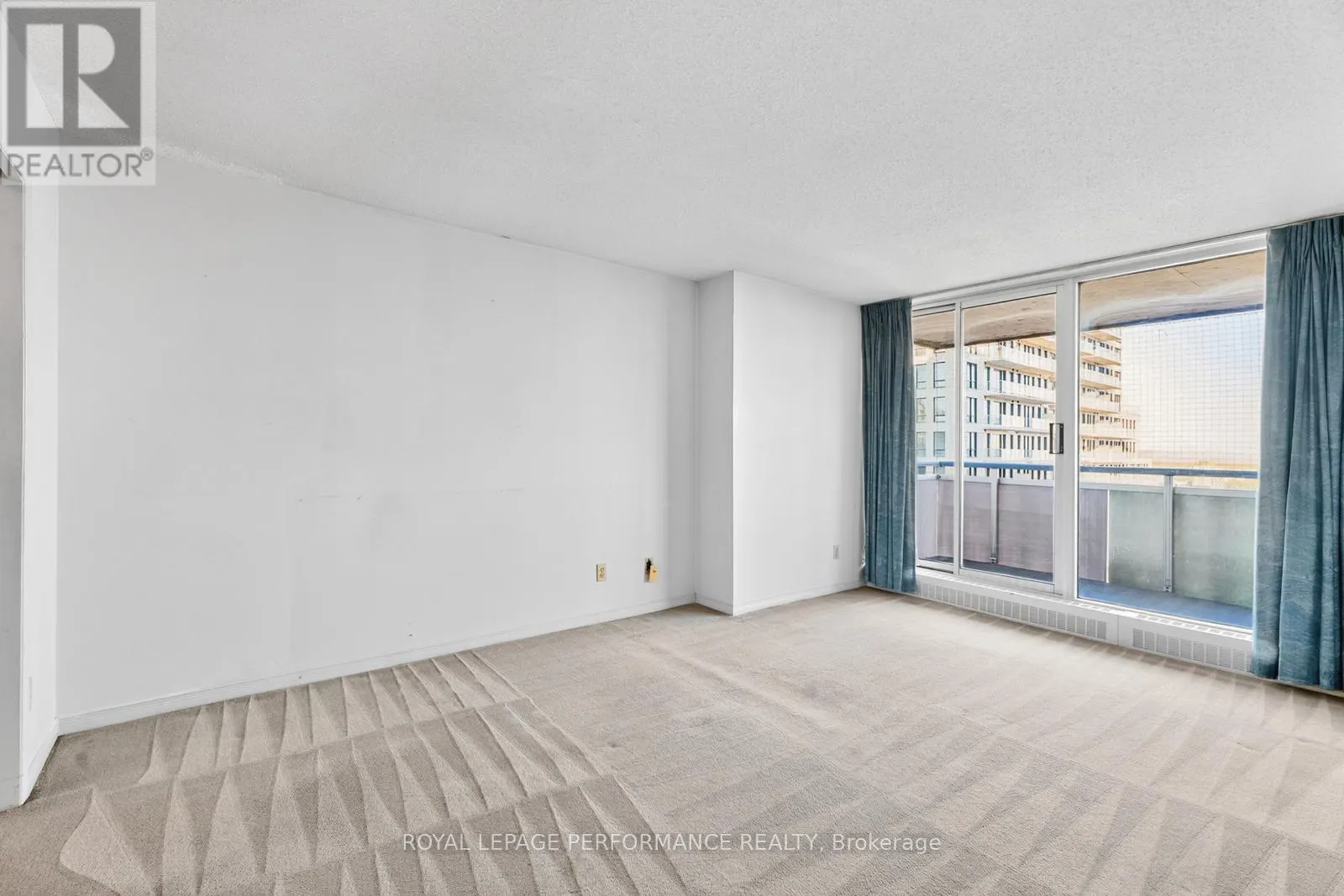 1603 - 160 GEORGE STREET