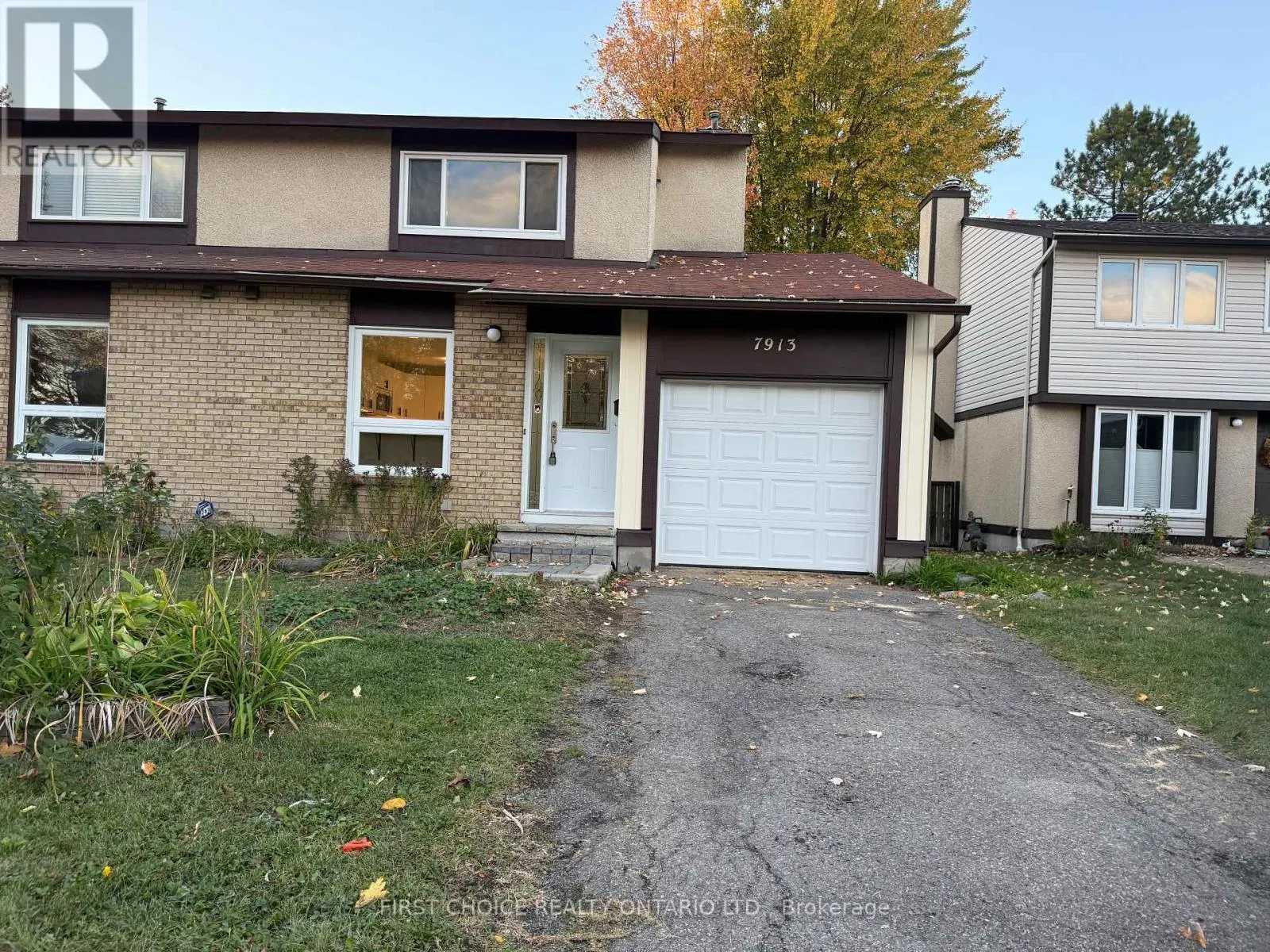 7913 JEANNE D'ARC BOULEVARD