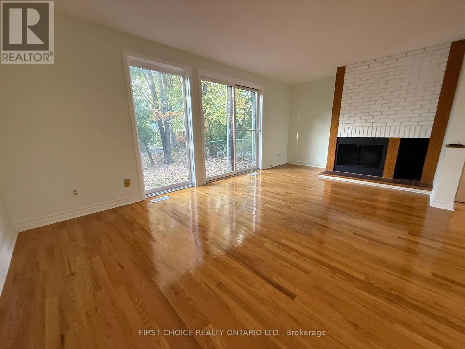 7913 JEANNE D'ARC BOULEVARD