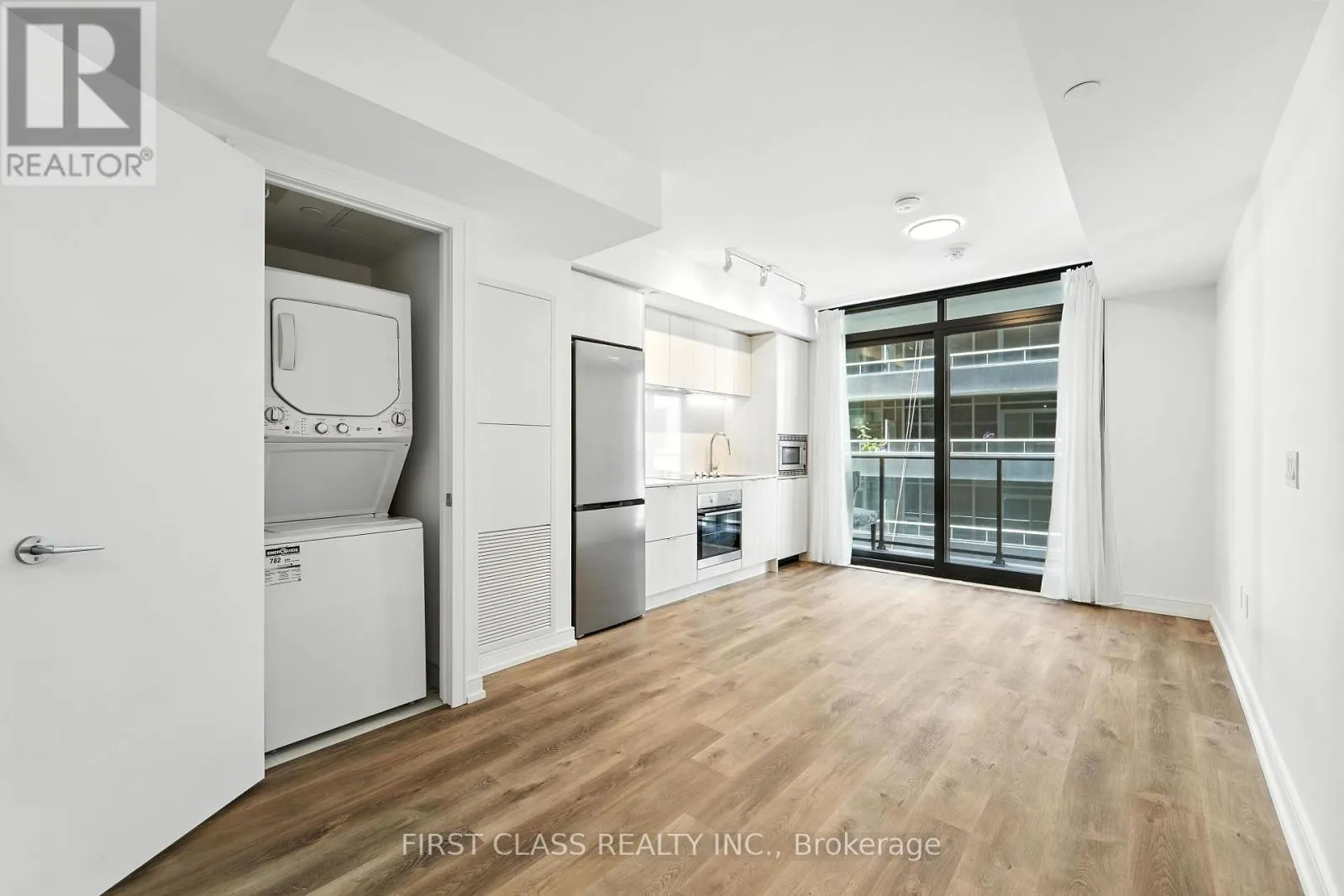 1115 - 1 JARVIS STREET