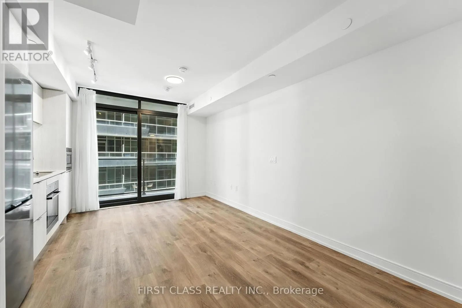1115 - 1 JARVIS STREET