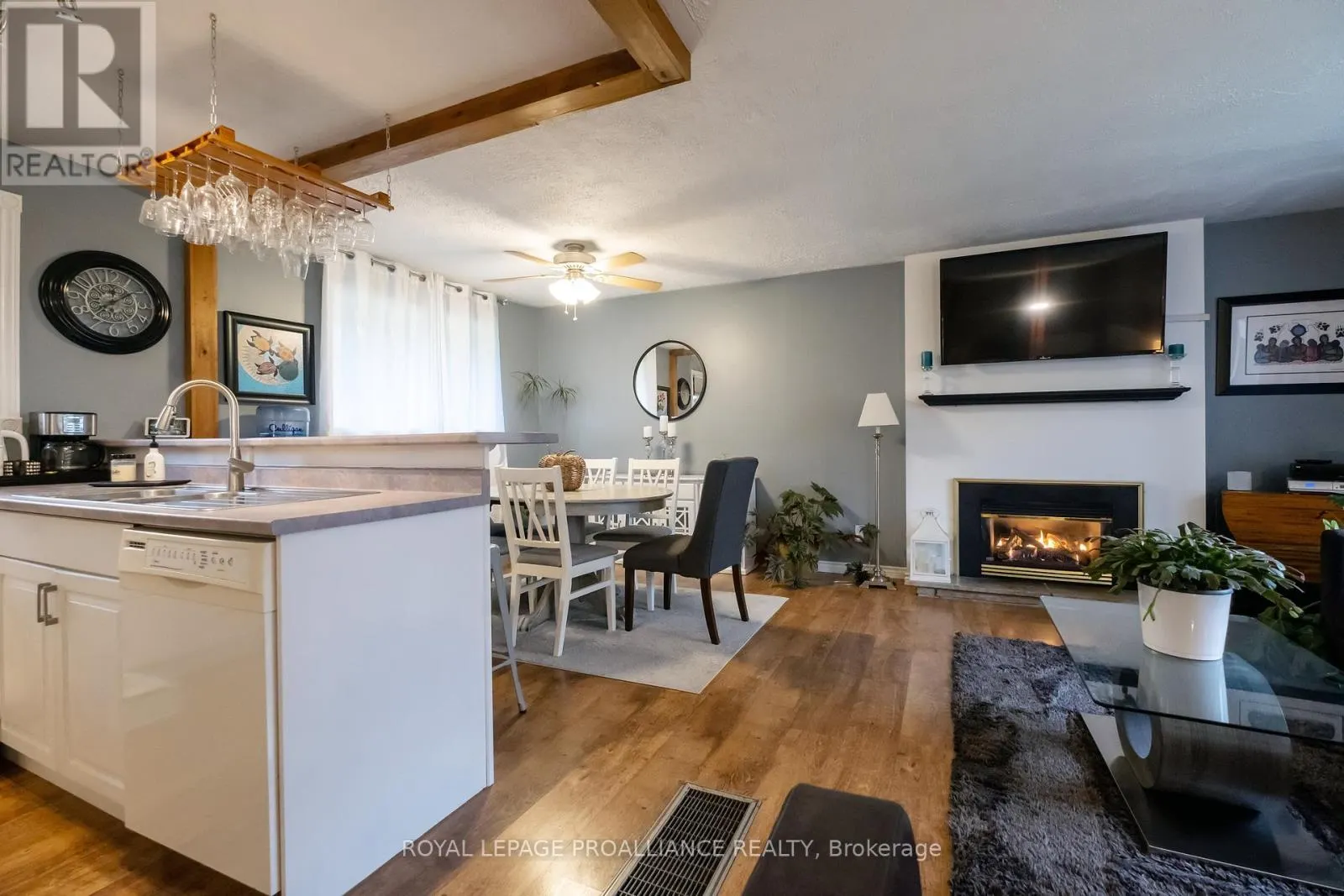 208 RITZ ROAD