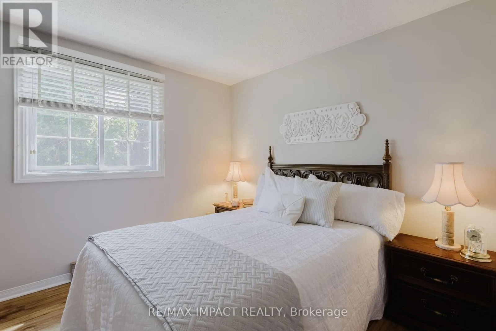 799 DAINTRY CRESCENT