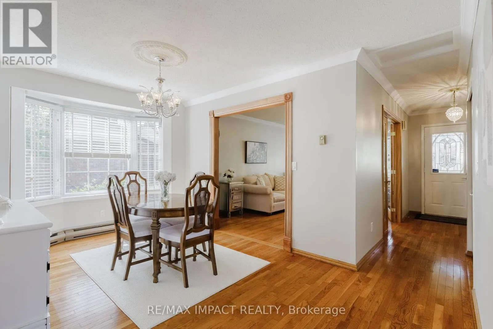 799 DAINTRY CRESCENT