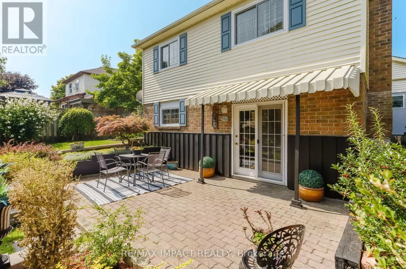 799 DAINTRY CRESCENT