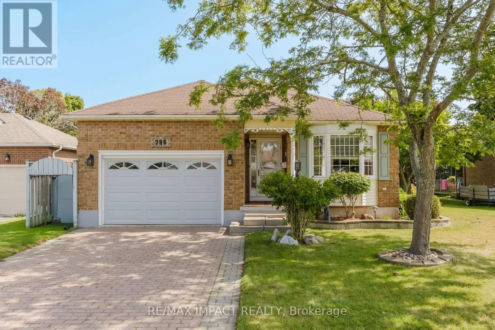 799 DAINTRY CRESCENT