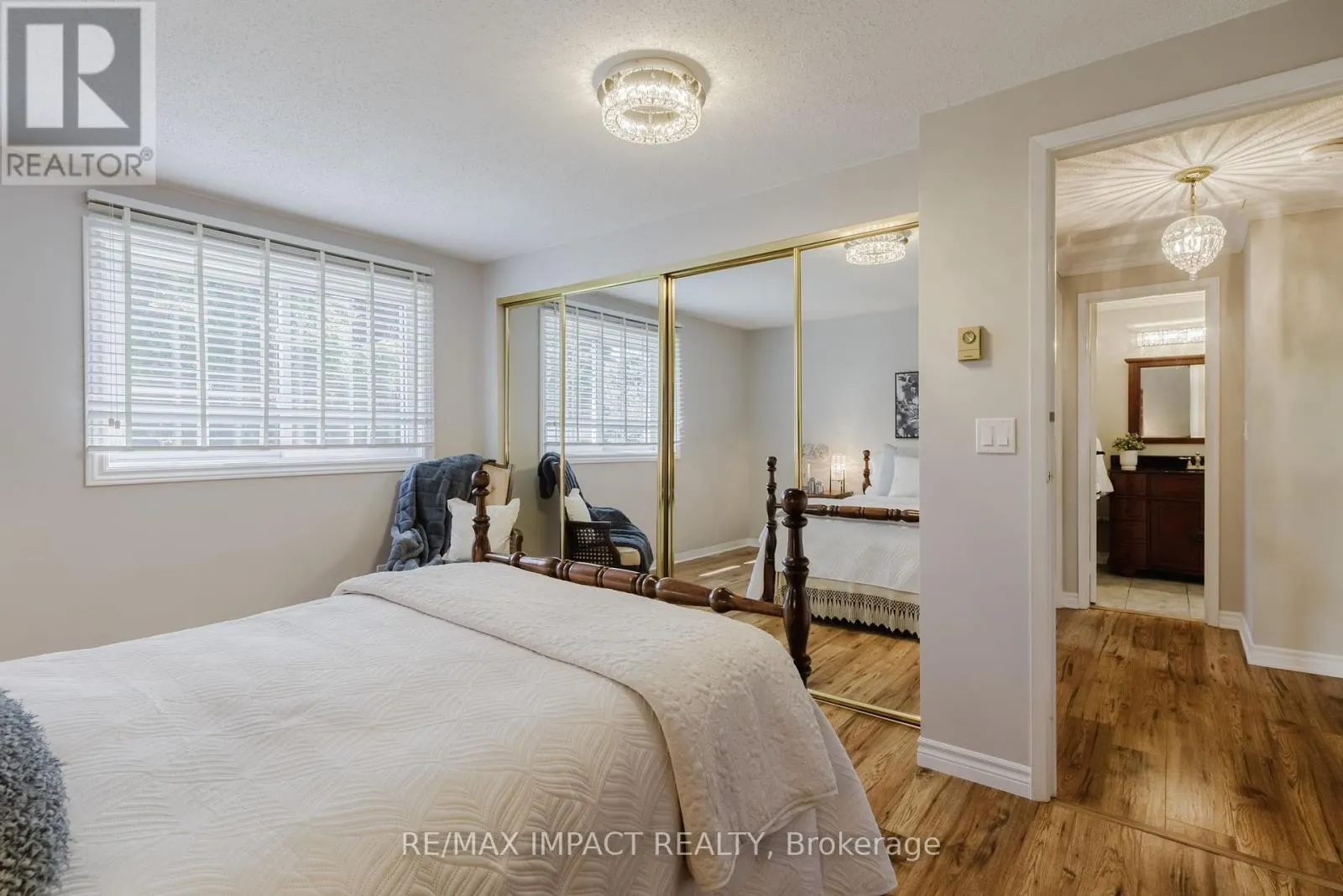 799 DAINTRY CRESCENT