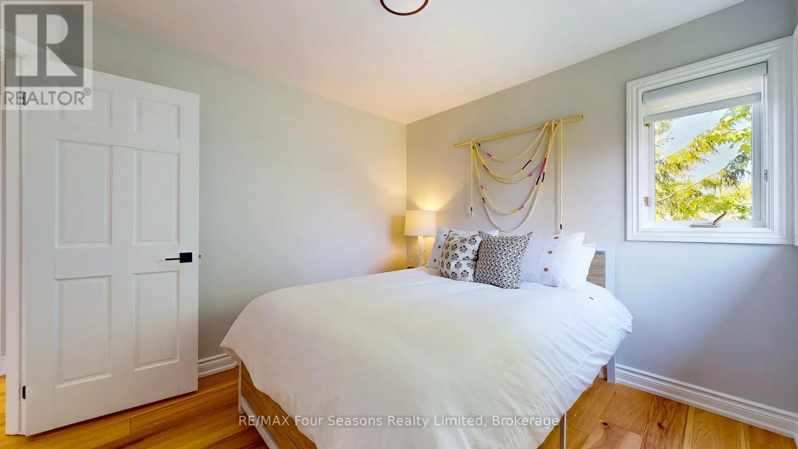 26 - 214 BLUESKI GEORGE CRESCENT, #26