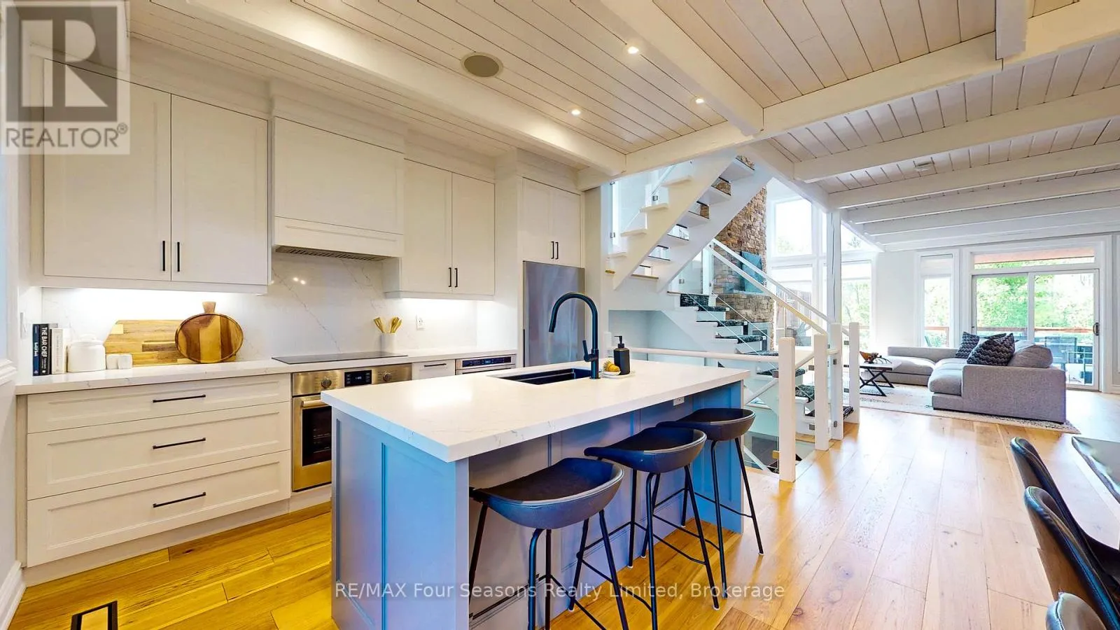 26 - 214 BLUESKI GEORGE CRESCENT, #26