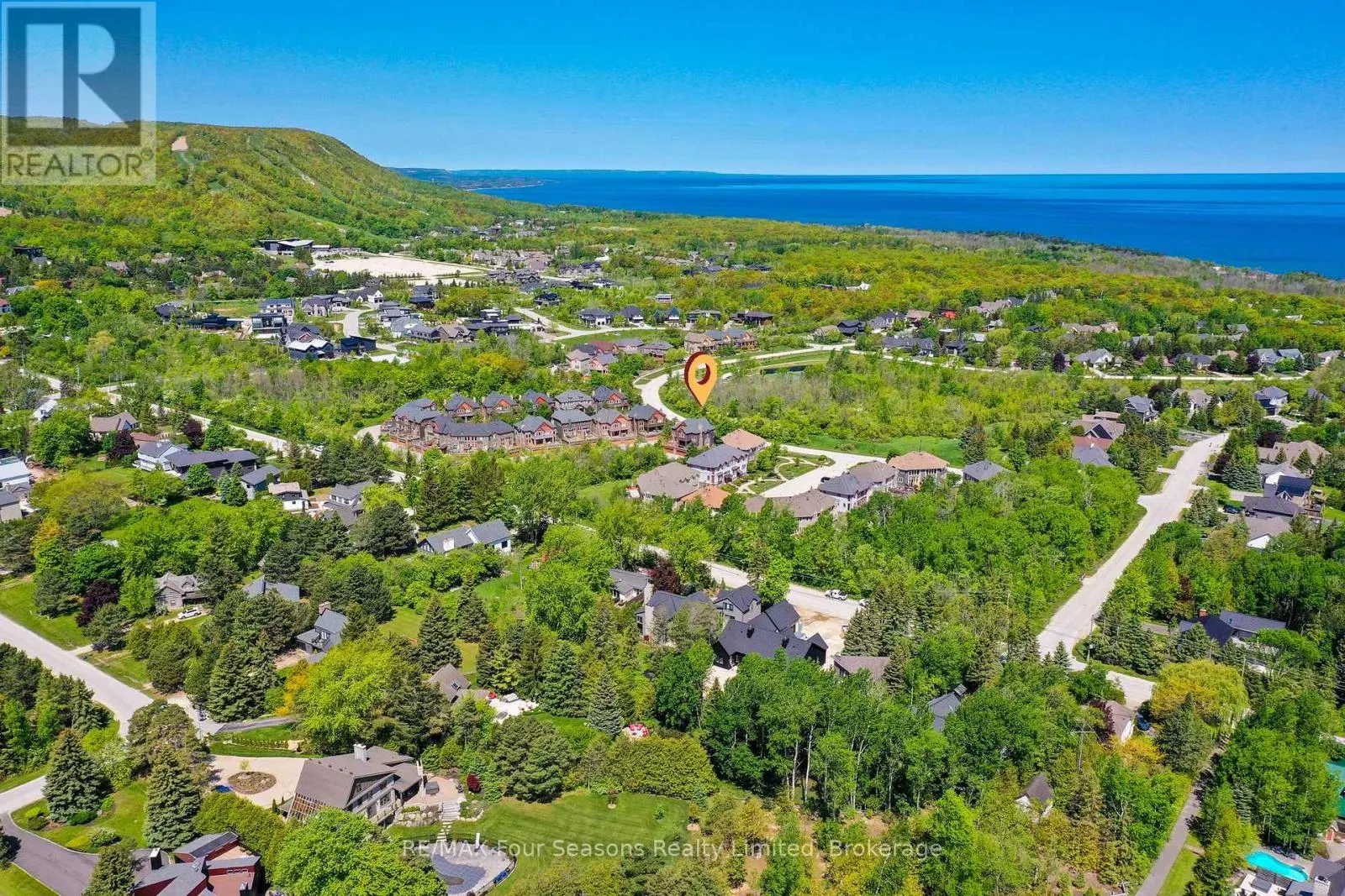 26 - 214 BLUESKI GEORGE CRESCENT, #26