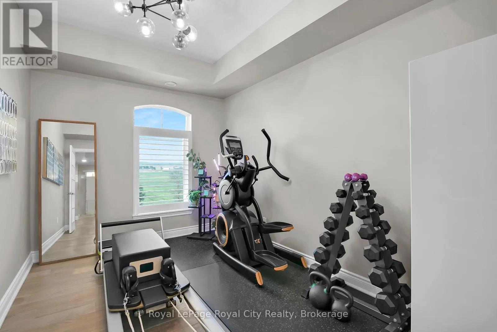 408 - 106 BARD BOULEVARD, #408