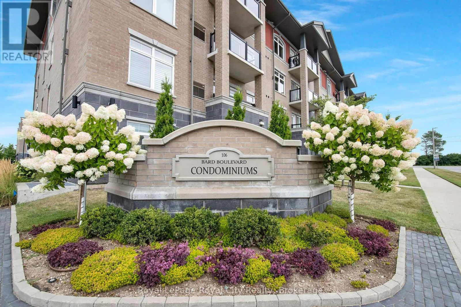 408 - 106 BARD BOULEVARD, #408