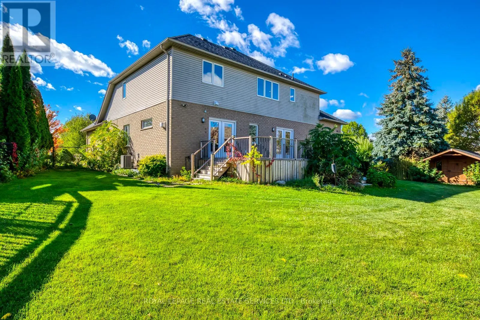 38 MORAINE WALK
