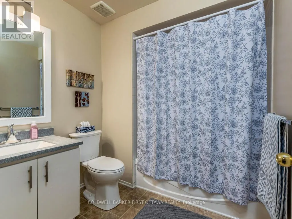 86 LIGHTFOOT PLACE