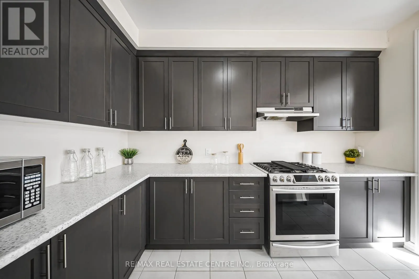18 TALENCE DRIVE