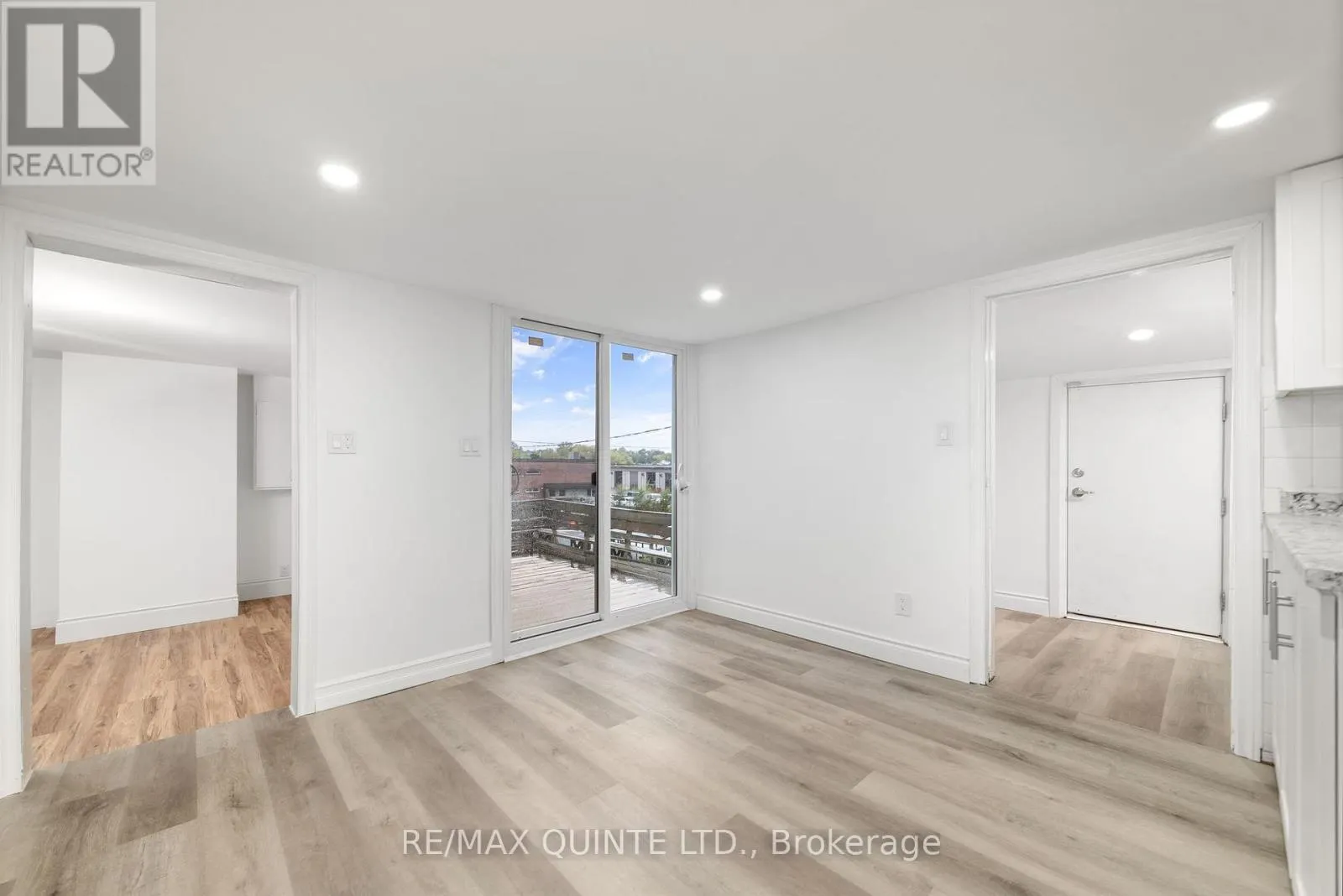 78 WALLBRIDGE CRES CRESCENT