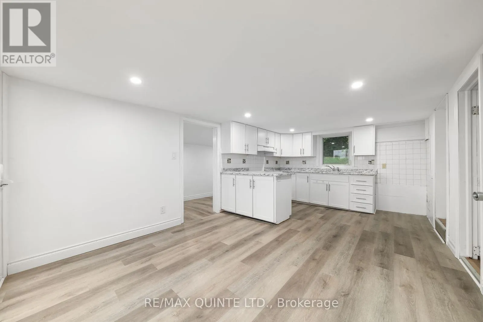 78 WALLBRIDGE CRES CRESCENT