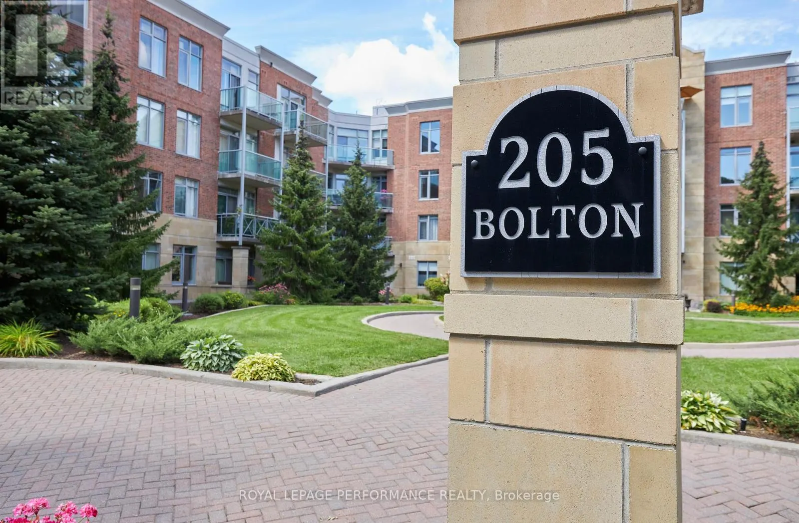 332 - 205 BOLTON STREET