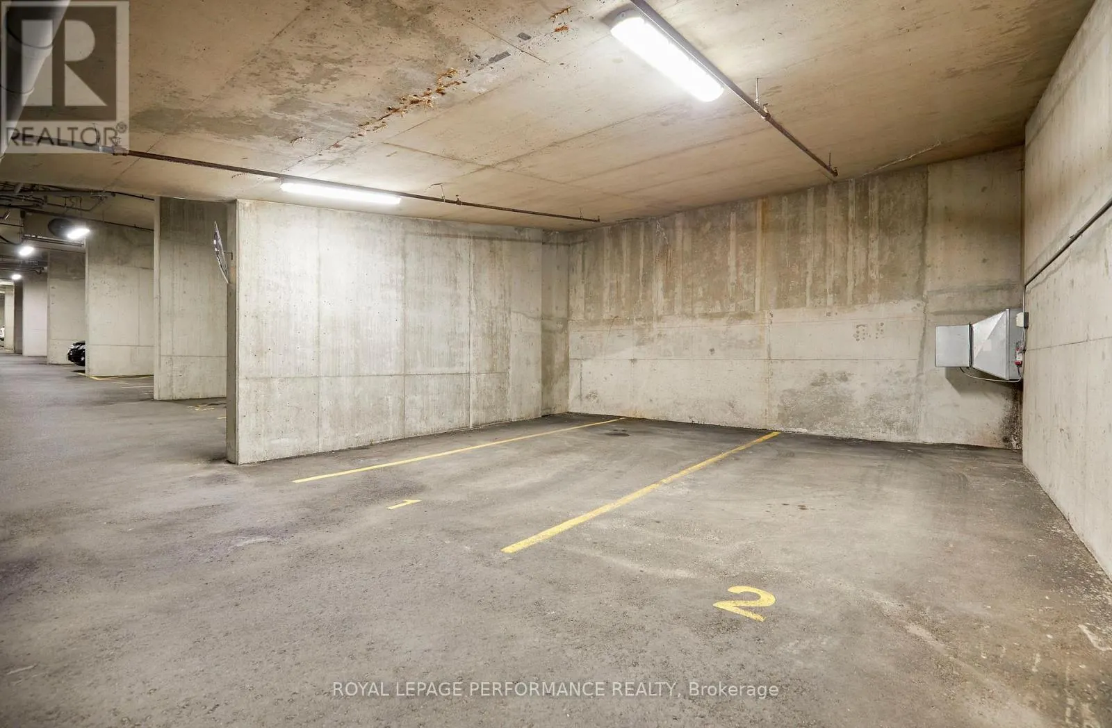 332 - 205 BOLTON STREET