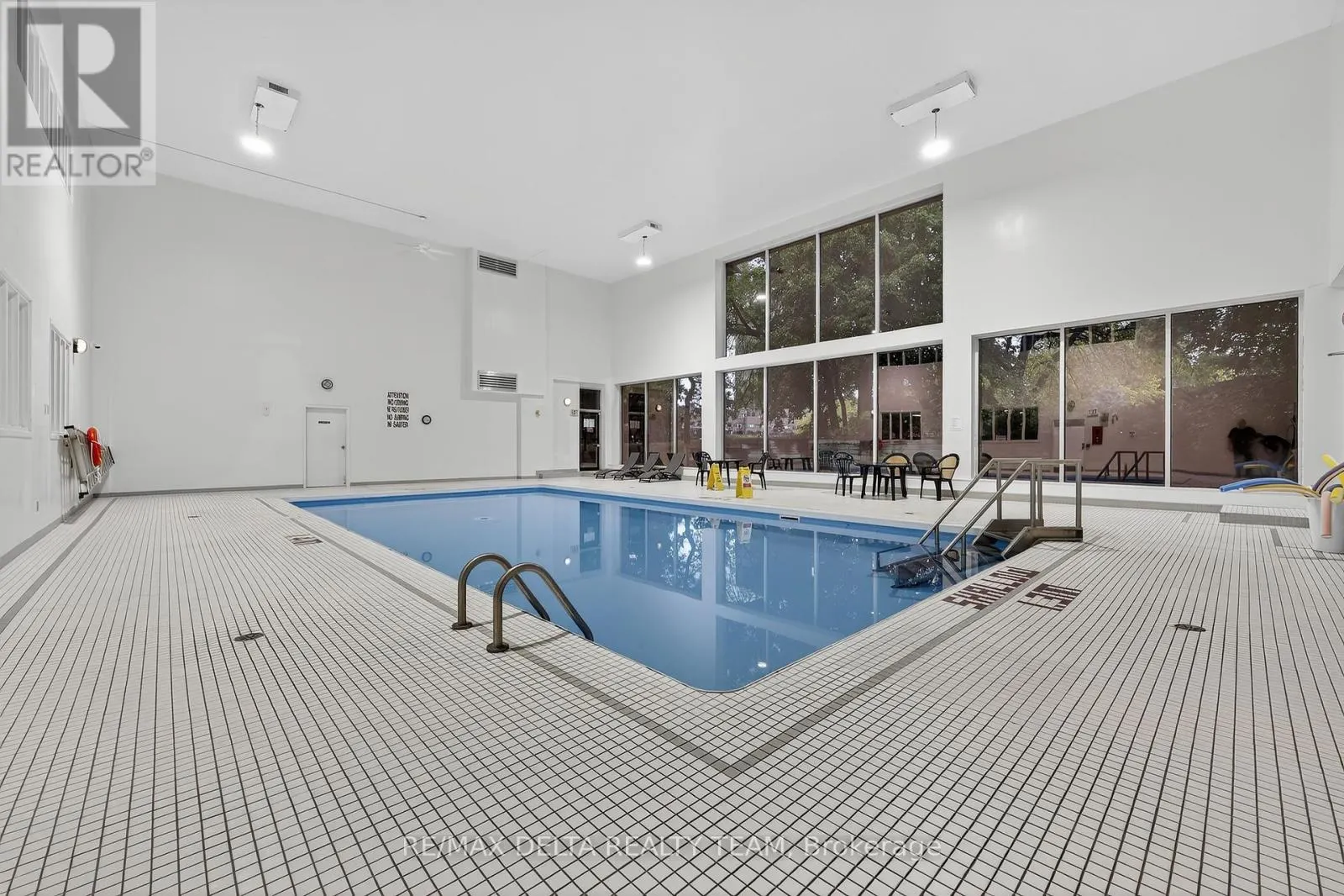 63 HIGHWOOD PRIVATE