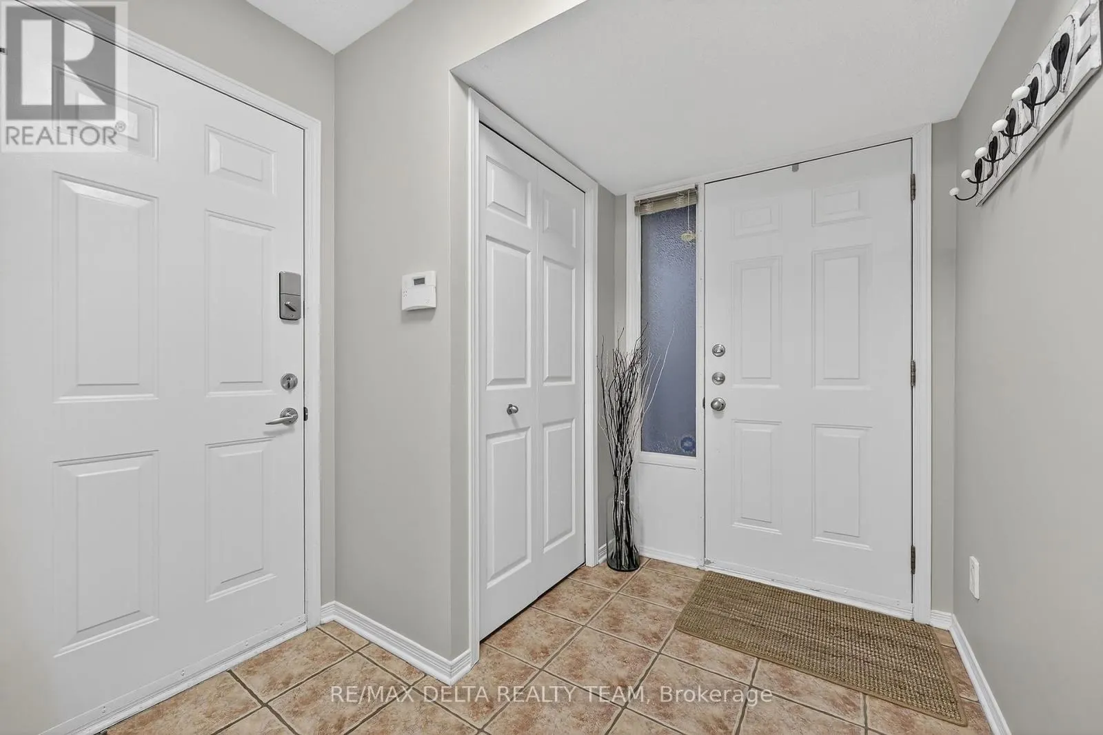 63 HIGHWOOD PRIVATE