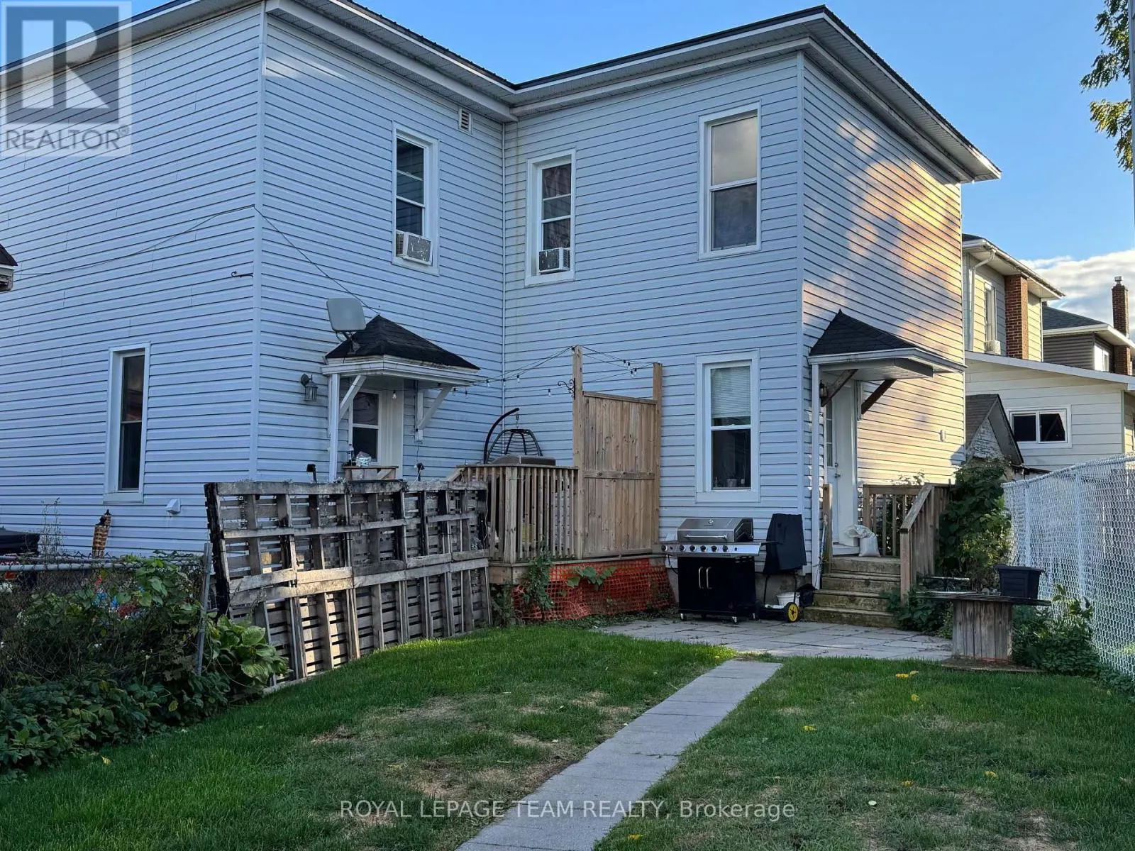 114 MAIN STREET E