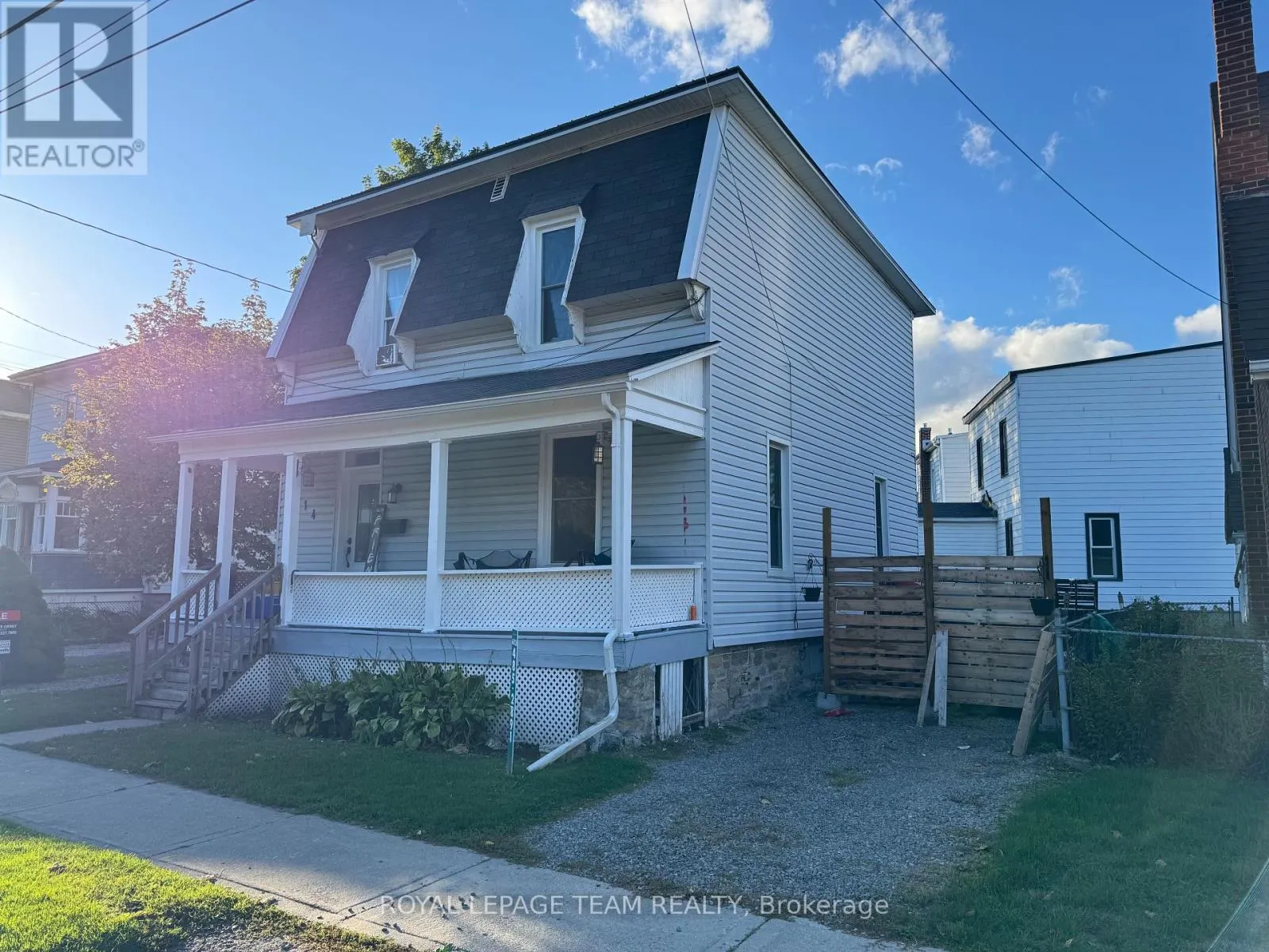 114 MAIN STREET E