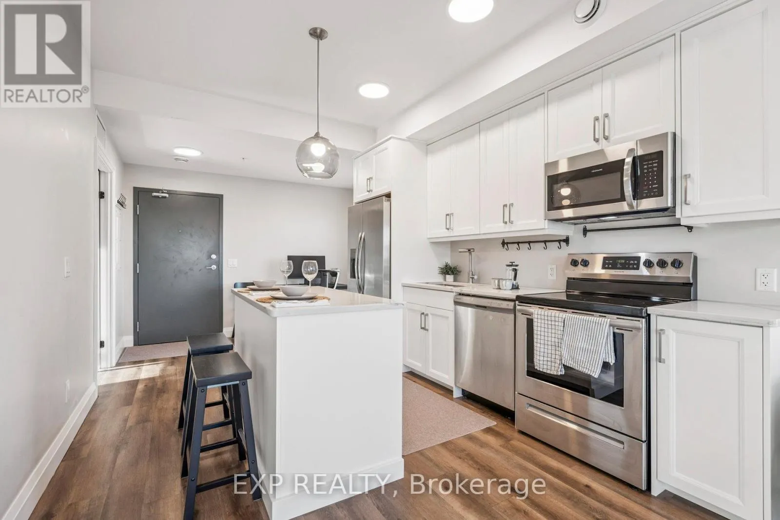 316 - 64 MAIN STREET N