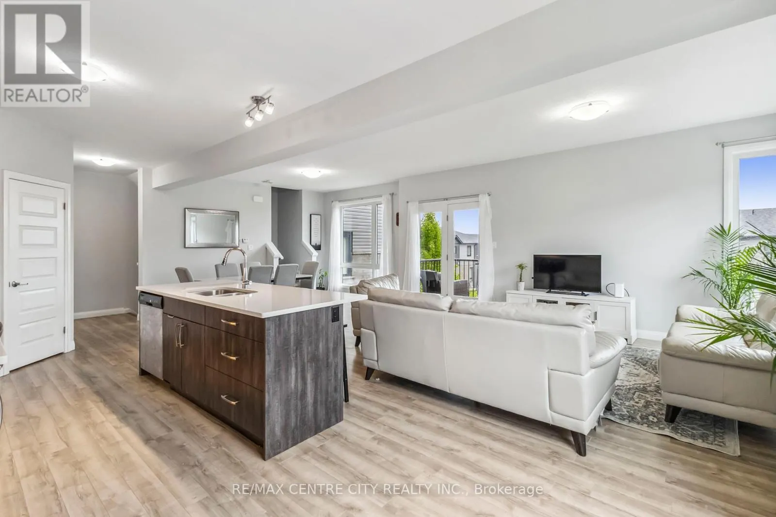 59 - 819 KLEINBURG DRIVE, #59